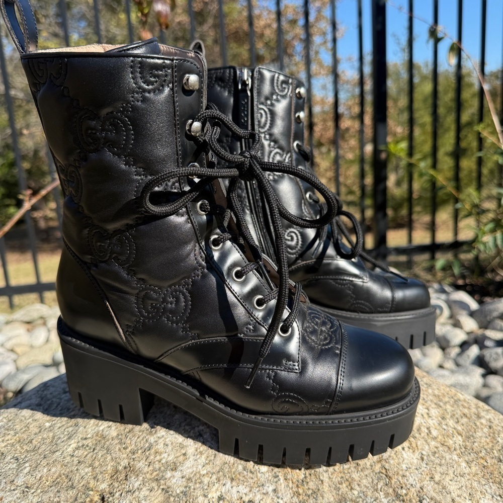 NWB Gucci GG Embossed Matelasse Cordovan Lux Lace Up Boots Booties 37.5 718386